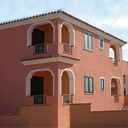 Aparthotel Le Ginestre E Gli Oleandri Cala Liberotto