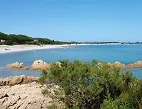 Aparthotel Le Ginestre E Gli Oleandri Cala Liberotto