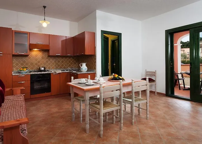 Le Ginestre E Gli Oleandri Cala Liberotto